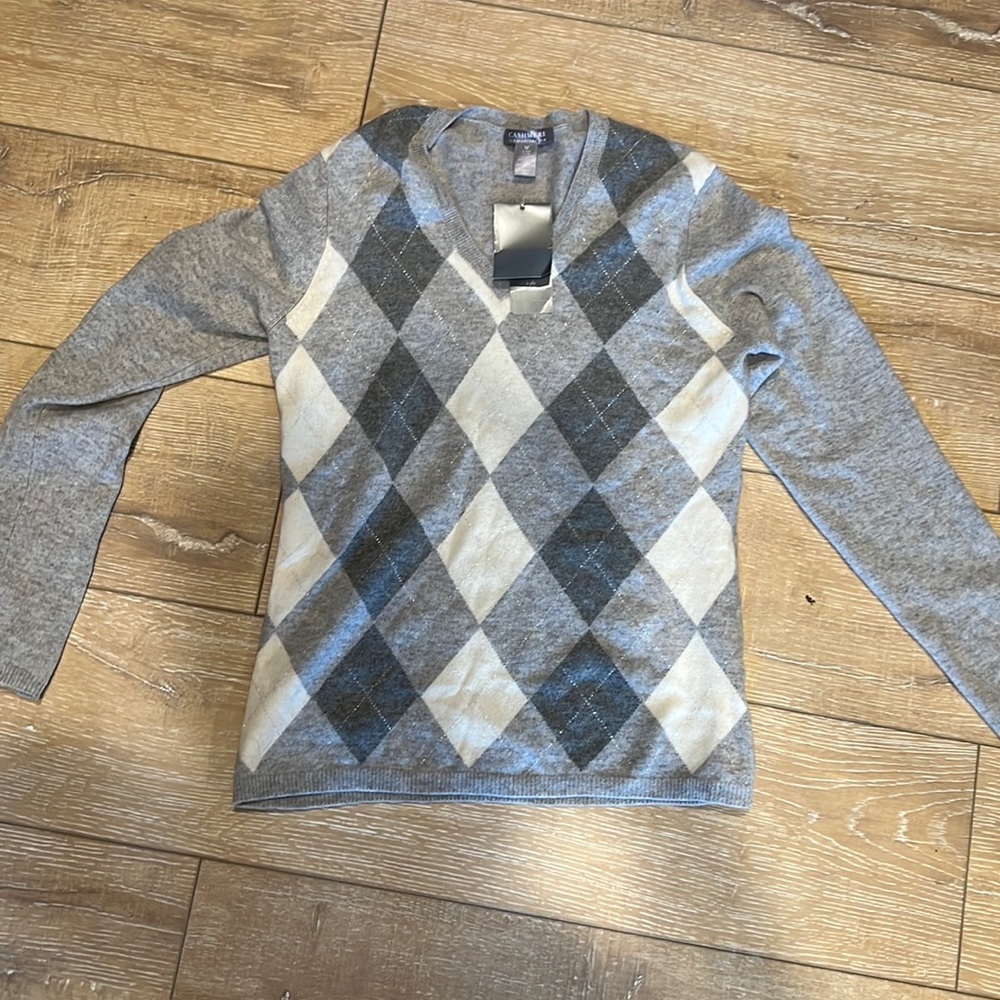 Cashmere sweater